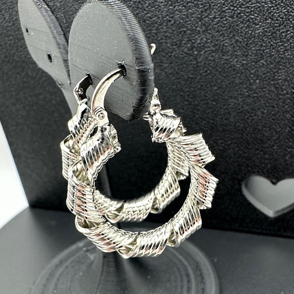 NIB Elegant Silver Hoop Earrings